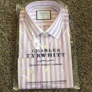 Charles Tyrwhitt Shirt Classic Fit 15 1/2” by 34”